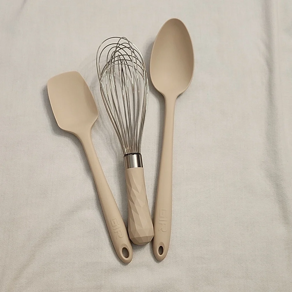 NIB GIR Utensil Holder and Utensils Set with Short St_ries Basket